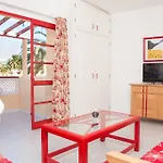 Livvo Koala Garden 4*