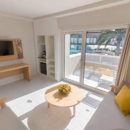 Livvo Koala Garden 마스팔로마스