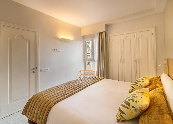 Livvo Koala Garden Hotel