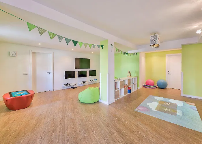 Livvo Koala Garden 4*