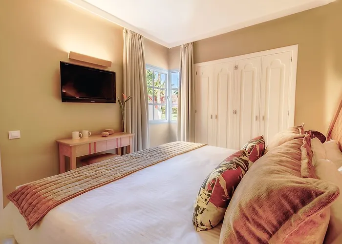 Livvo Koala Garden 4*